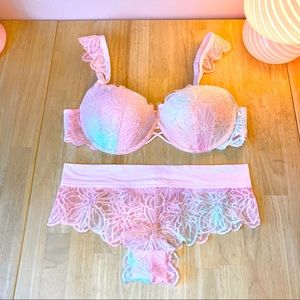 Victoria’s Secret PINK Date Push-up bra 34B and matching cheekster set